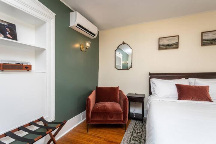 The Legacy Inn لوراي المظهر الخارجي الصورة